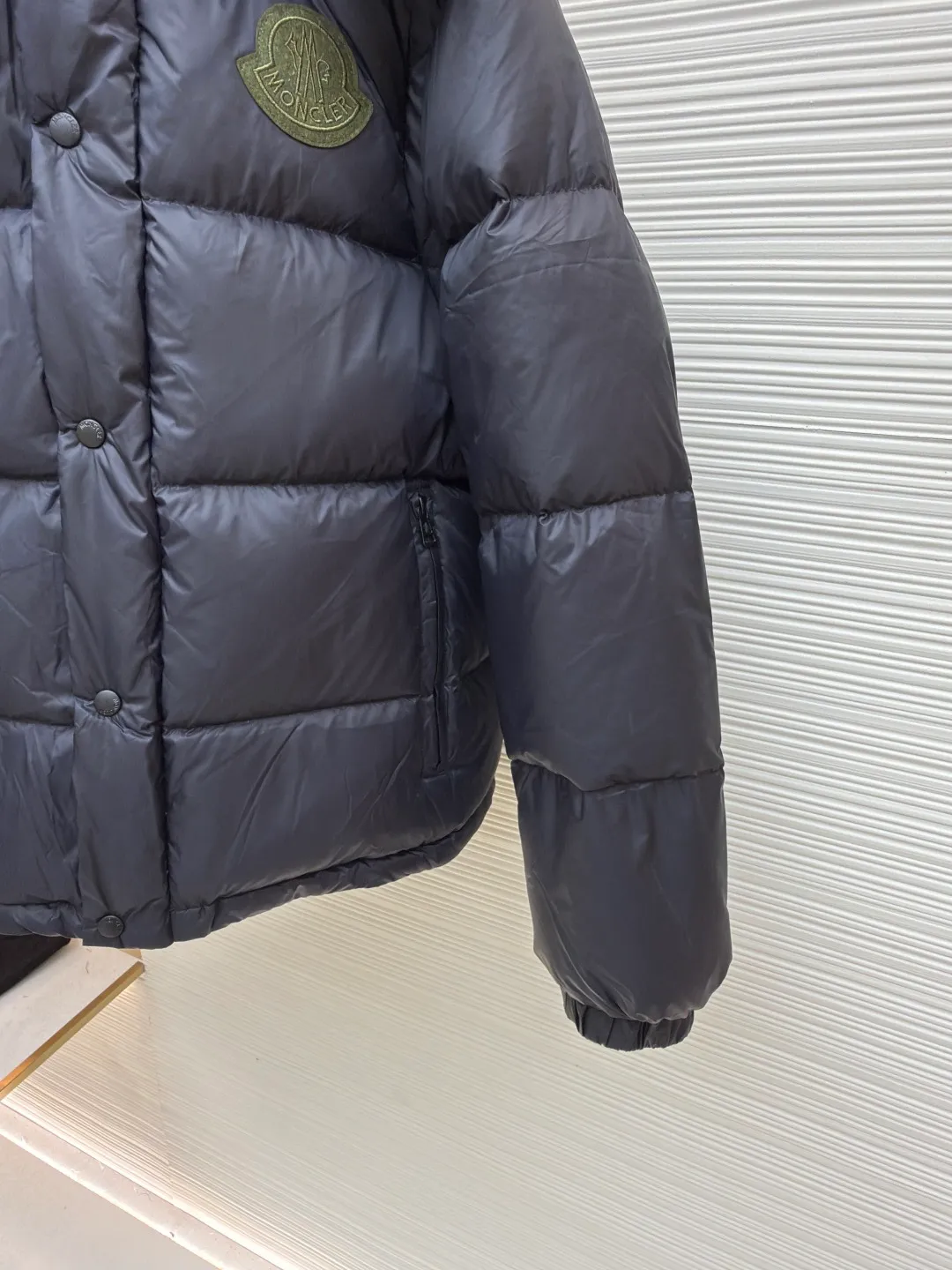 P390 Premium 2026 Original 90 ！ Premium ， ， ， ， ， ， ， 。 ， 。 ， ， ， 。 Size：M-3XL